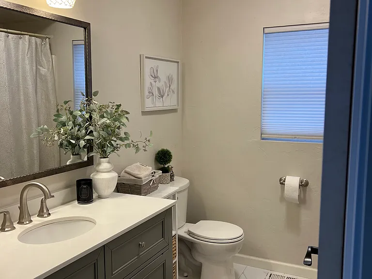 1635 Brighton Beach Rd — Photo 11