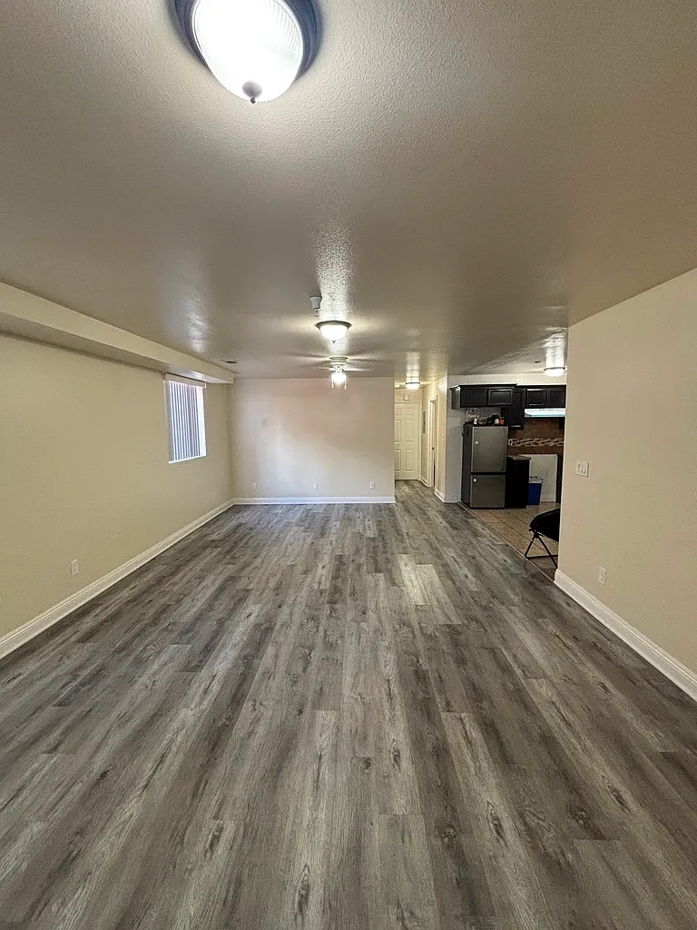 5 bed, 1866 sqft, $4,200 — Photo 2