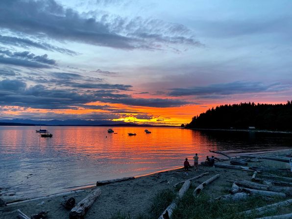 (undisclosed Address)