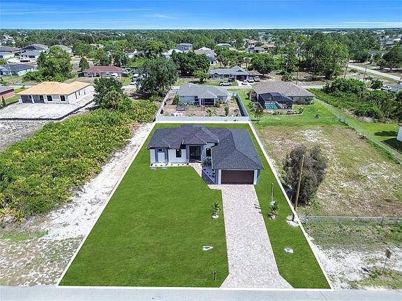 3rd image of 2606 40TH ST STREET