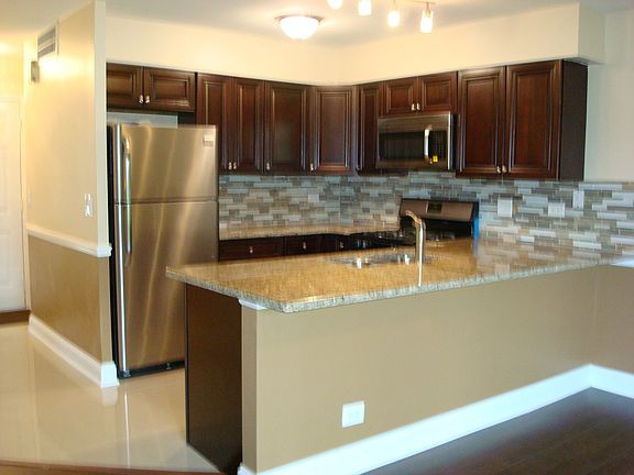 4th image of 511 Nicole Dr APT B