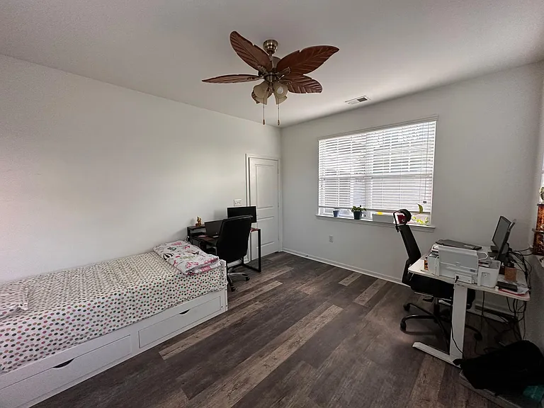 4292 Turnworth Arch — Photo 5