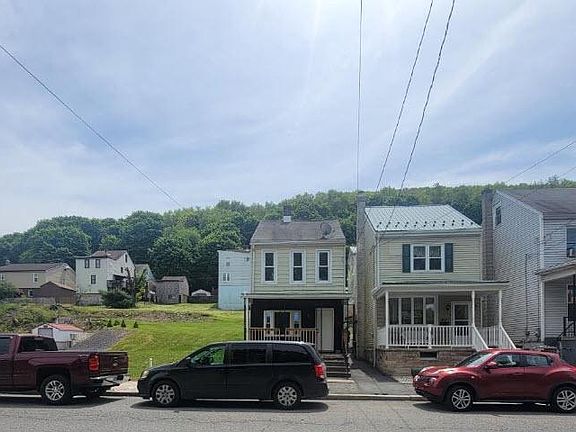 4th image of 52 W Bacon St