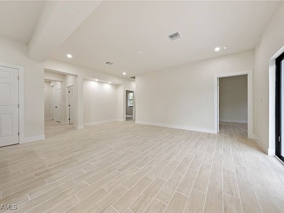 5th image of 2703 54th St W