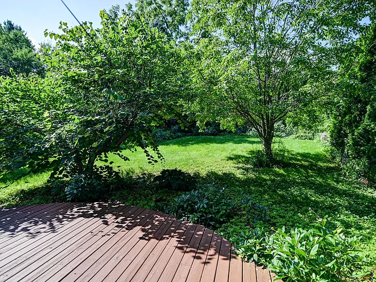 1404 Wyldhaven Ave — Photo 32