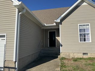 527 Fox Trot Dr, Clarksville, TN 37042