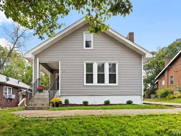 7222 Gayola Pl, Saint Louis, MO 63143