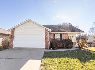 618 Rain Hollow Dr, O Fallon, IL 62269