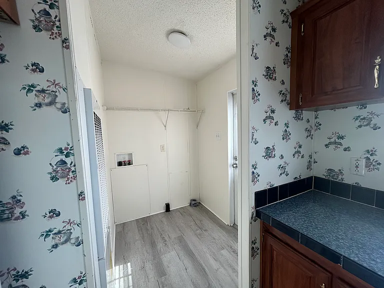 441 Cattail Ct — Photo 5