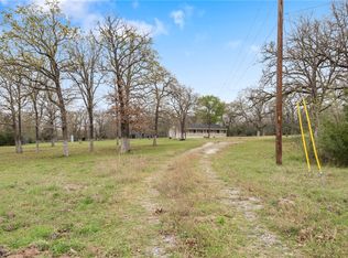 7111 Refugio Cir, Bedias, TX 77831