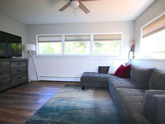 Empty Living room 608