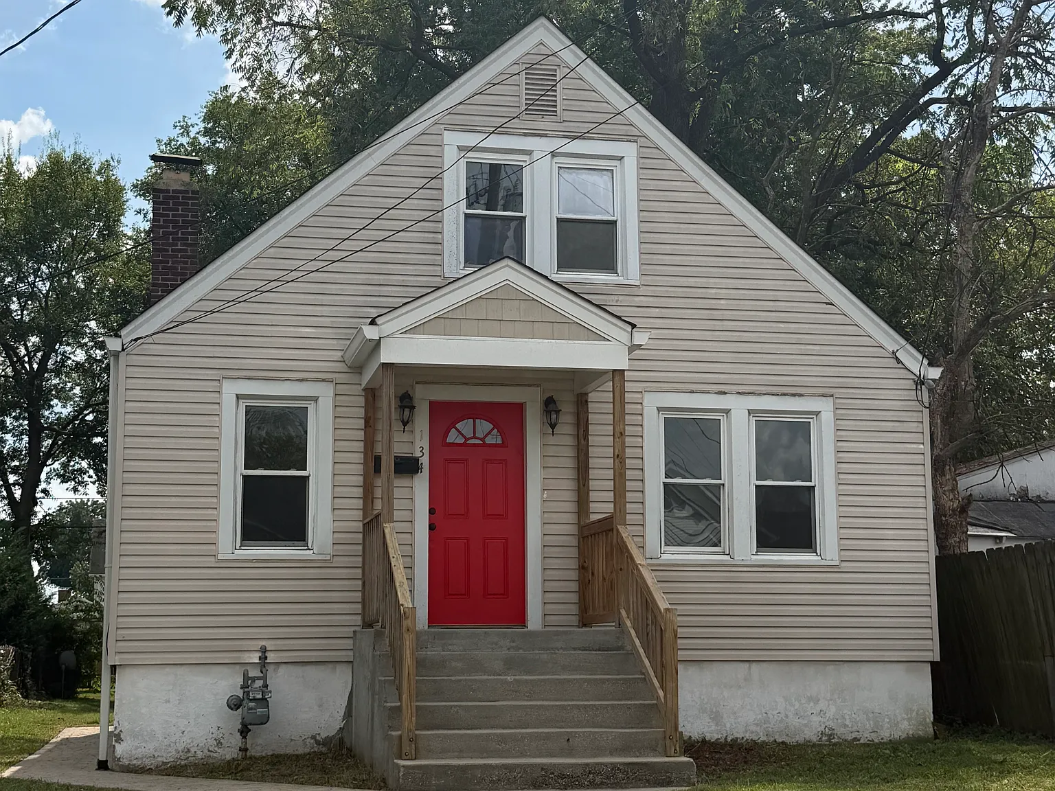 3 bed, 1375 sqft, $1,450 — Photo 1