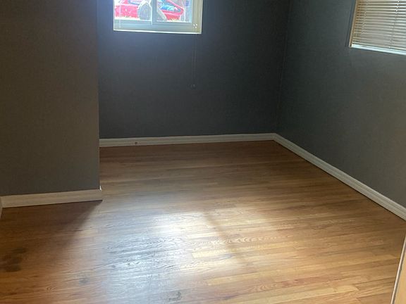 4th image of 49 W Maple Ave #3