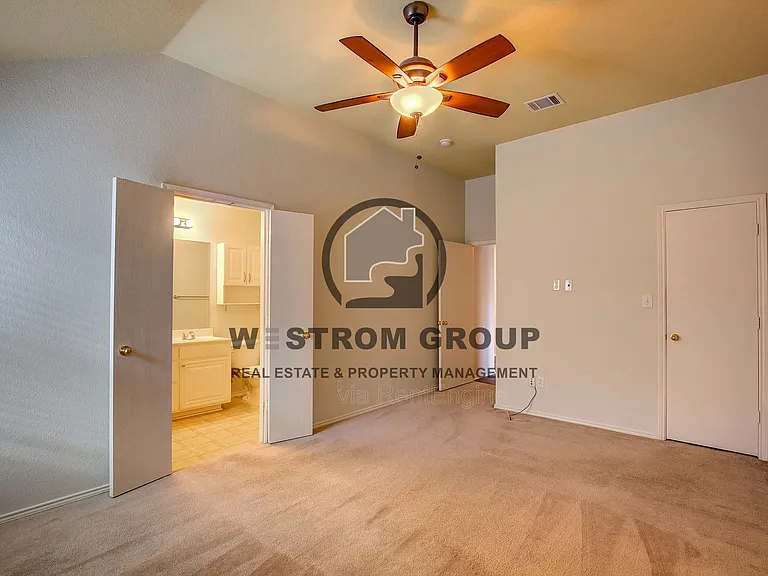 10904 Rising Mist Ct — Photo 18