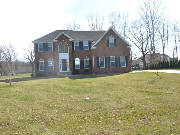 9 Gatewood Ct, Newark, DE 19702