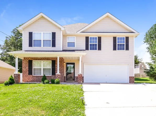 805 General Barksdale Dr, Smyrna, TN 37167