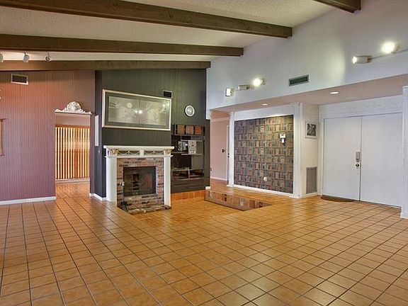 4th image of 4509 Whitworth Ln