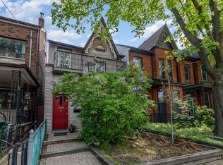 115 Major St #2, Toronto, ON M5S 2K9