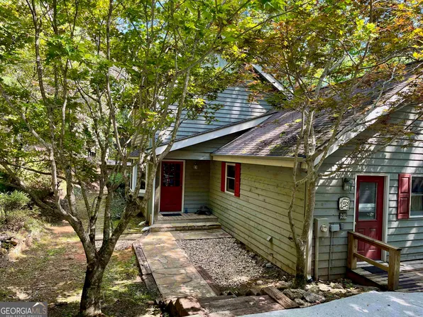 241 Hawk Hill Ln, Lakemont, GA 30552