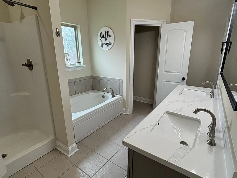160 Gulfstream Ln — Photo 7