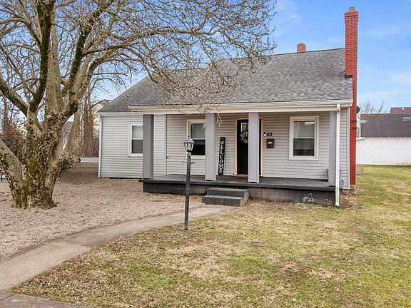 2nd image of 43 W Main St