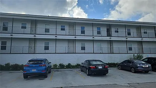4504 Pontchartrain Blvd Photo 1
