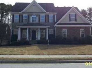 535 Langley Creek Dr, Loganville, GA 30052