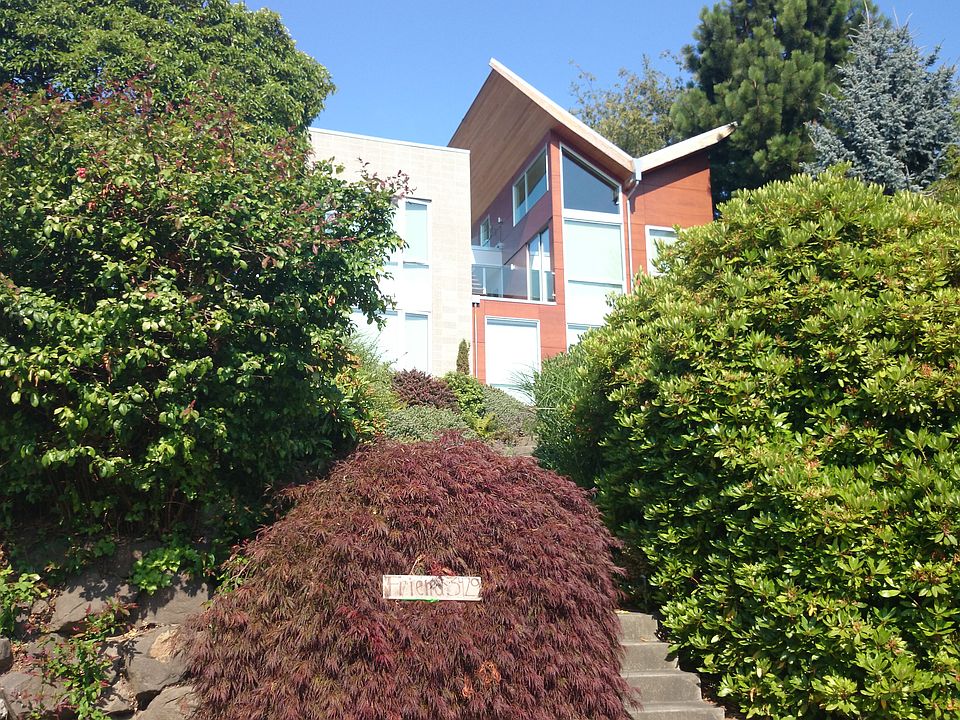 2nd image of 3429 10th Ave W