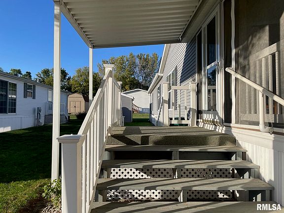 5th image of 3500 N Dirksen Pkwy #249
