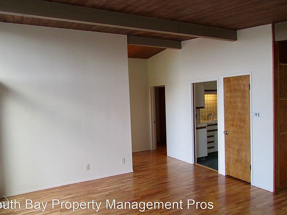5th image of 601 Camino Real