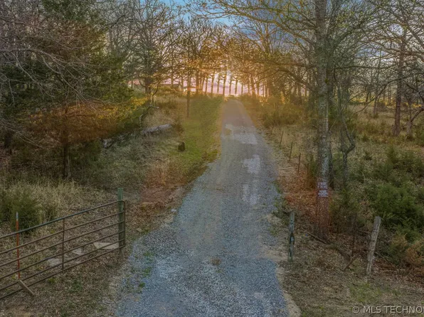 6312 N 428th Rd, Pryor, OK 74361