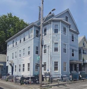 43 Cedar St, Lowell, MA, 01852