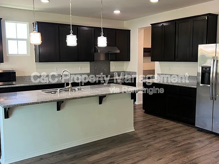 1506 Patterson Ranch Rd — Photo 5