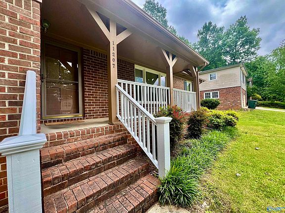 3rd image of 11207 Suncrest Dr SE