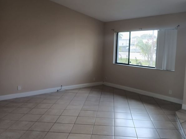 (undisclosed Address)