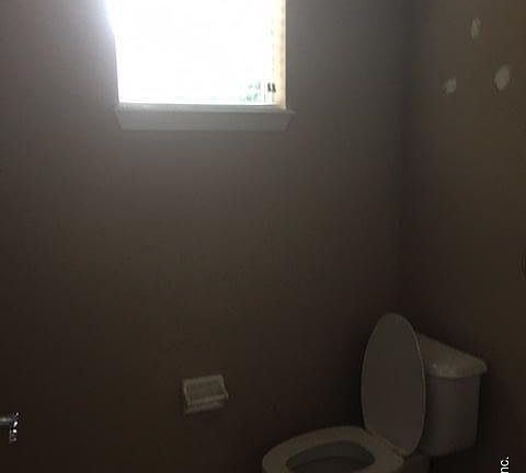 5th image of 11180 Campfield Cir