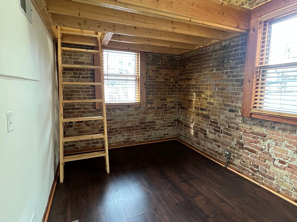 1st image of 127 N Marion St Suite 7