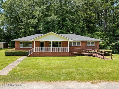 65 Alberta St, Camp Hill, AL, 36850