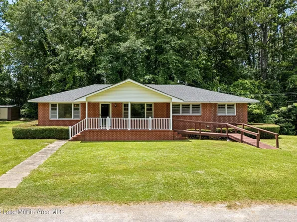 65 Alberta St, Camp Hill, AL 36850