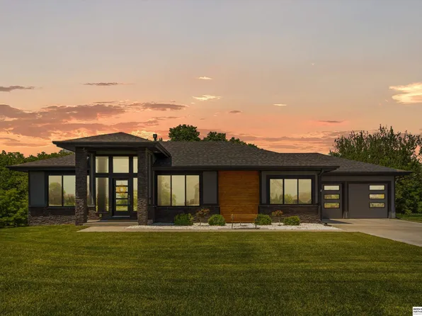 4209 Windward Dr, Plattsmouth, NE 68048