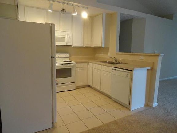 4th image of 680 Wadebridge Dr