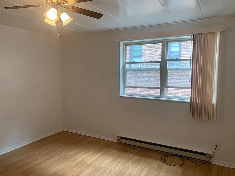730 S. Negley — Photo 21