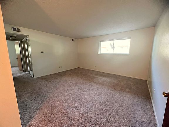 4th image of 3205 University Dr #J