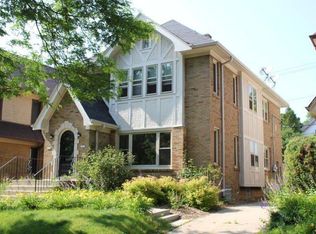 1614 E Newton Ave #1616, Milwaukee, WI 53211