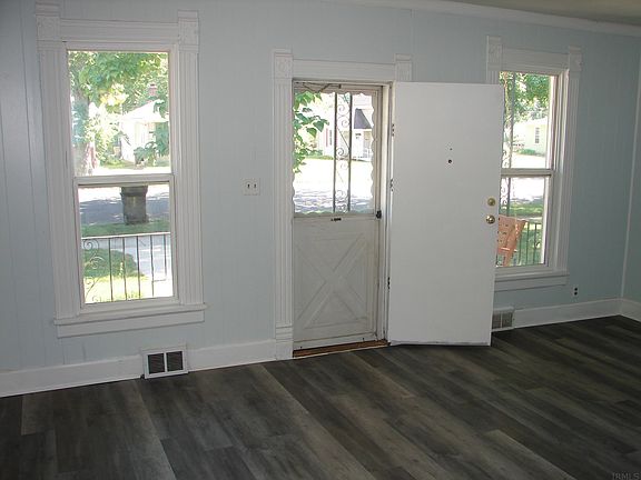 4th image of 1001 S Ironwood Dr