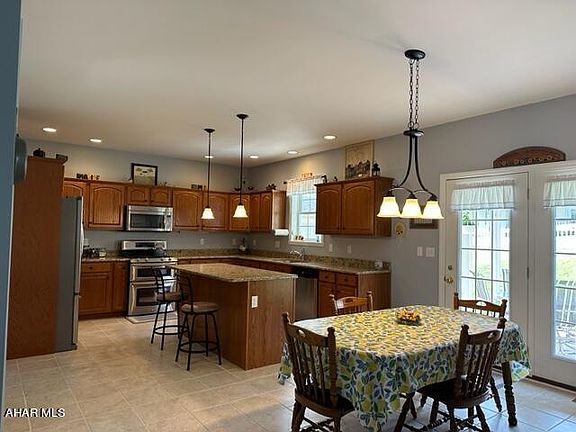 4th image of 113 Quince Ct