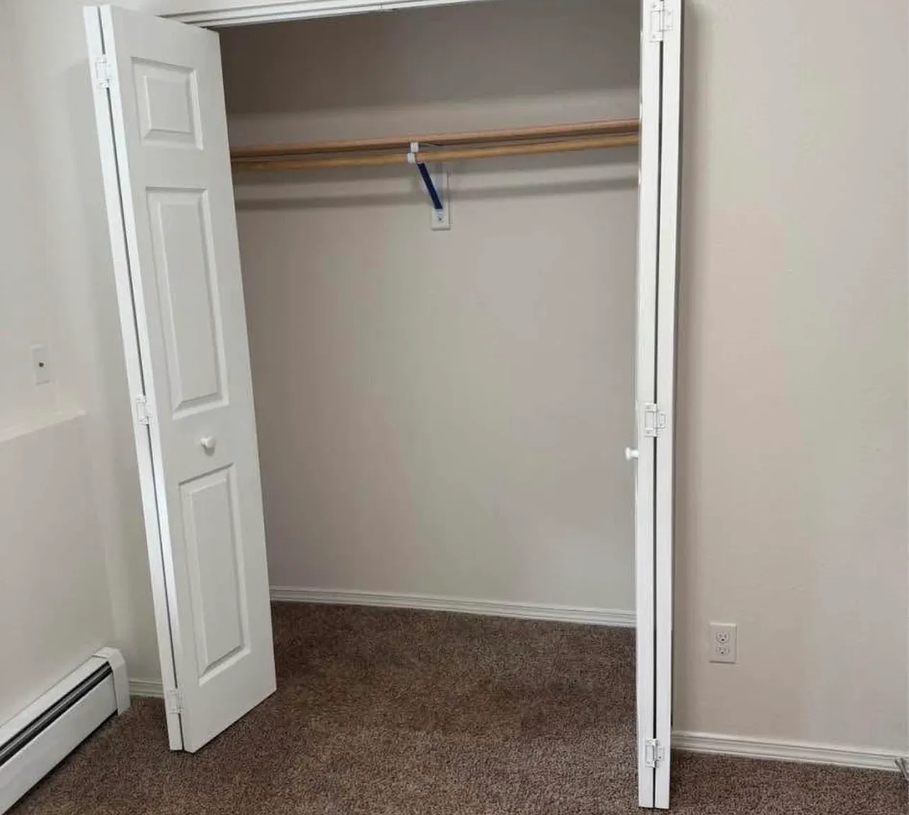 3 bed, $2,200 — Photo 4