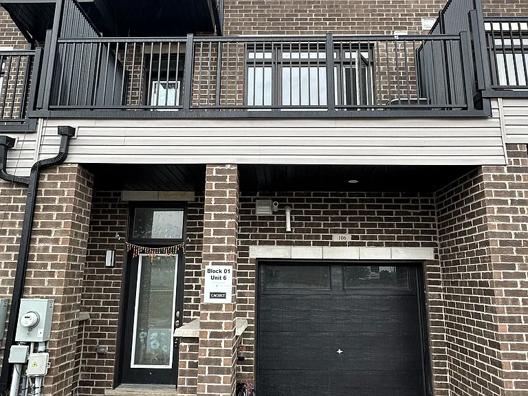 585 Colborne St E #106 — Photo 2
