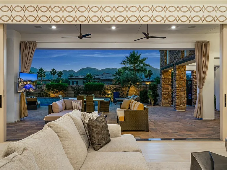 54770 Cavalcade Ct — Photo 17