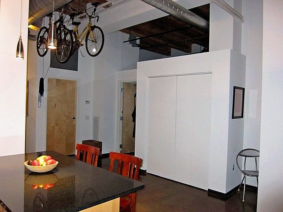 3rd image of 120 Holmes St Unit 210